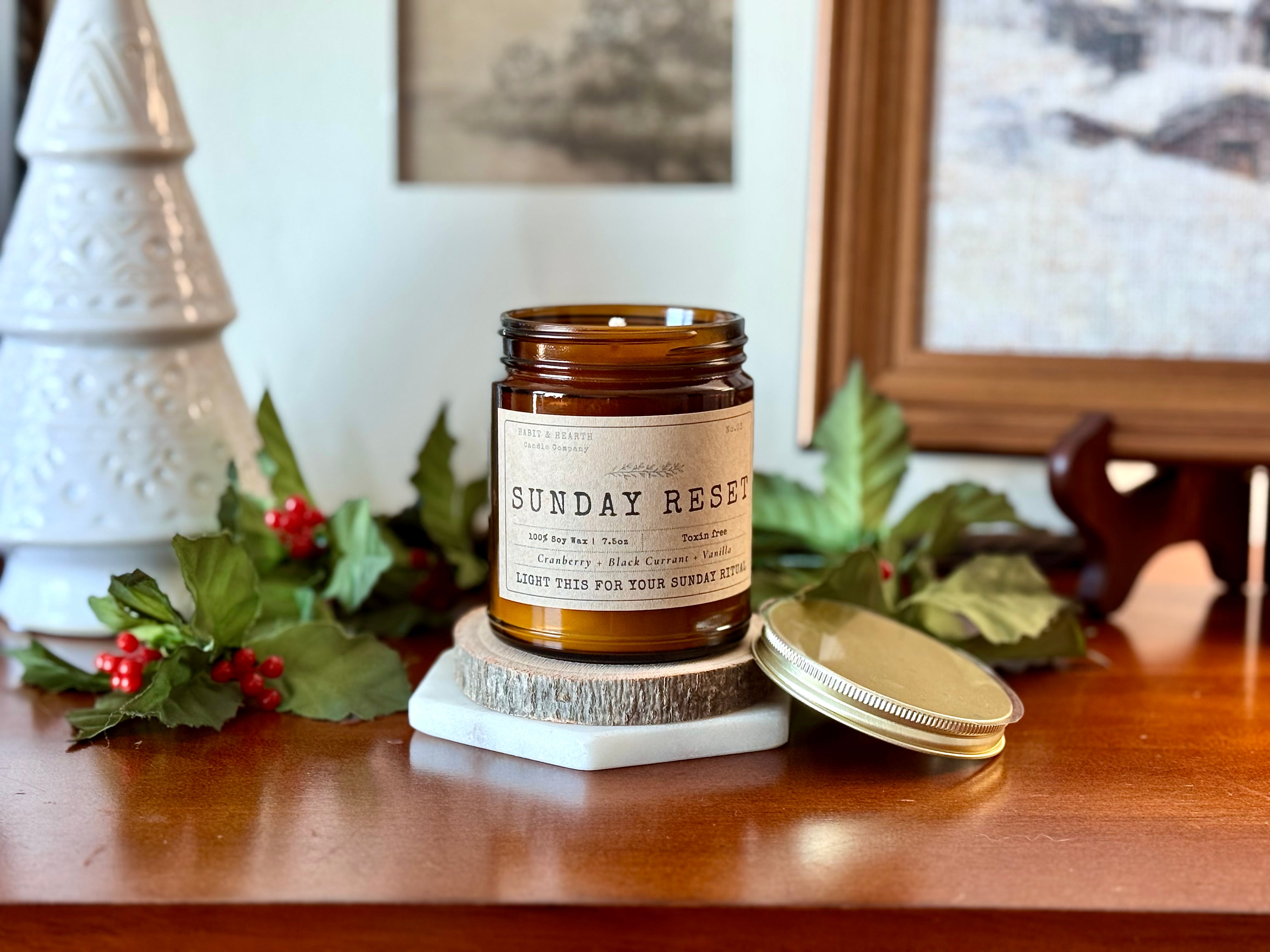 Sunday Reset (Amber Jar) - 7.5oz - Cinnamon + Cranberry + Green Leaves + Vanilla + Pine