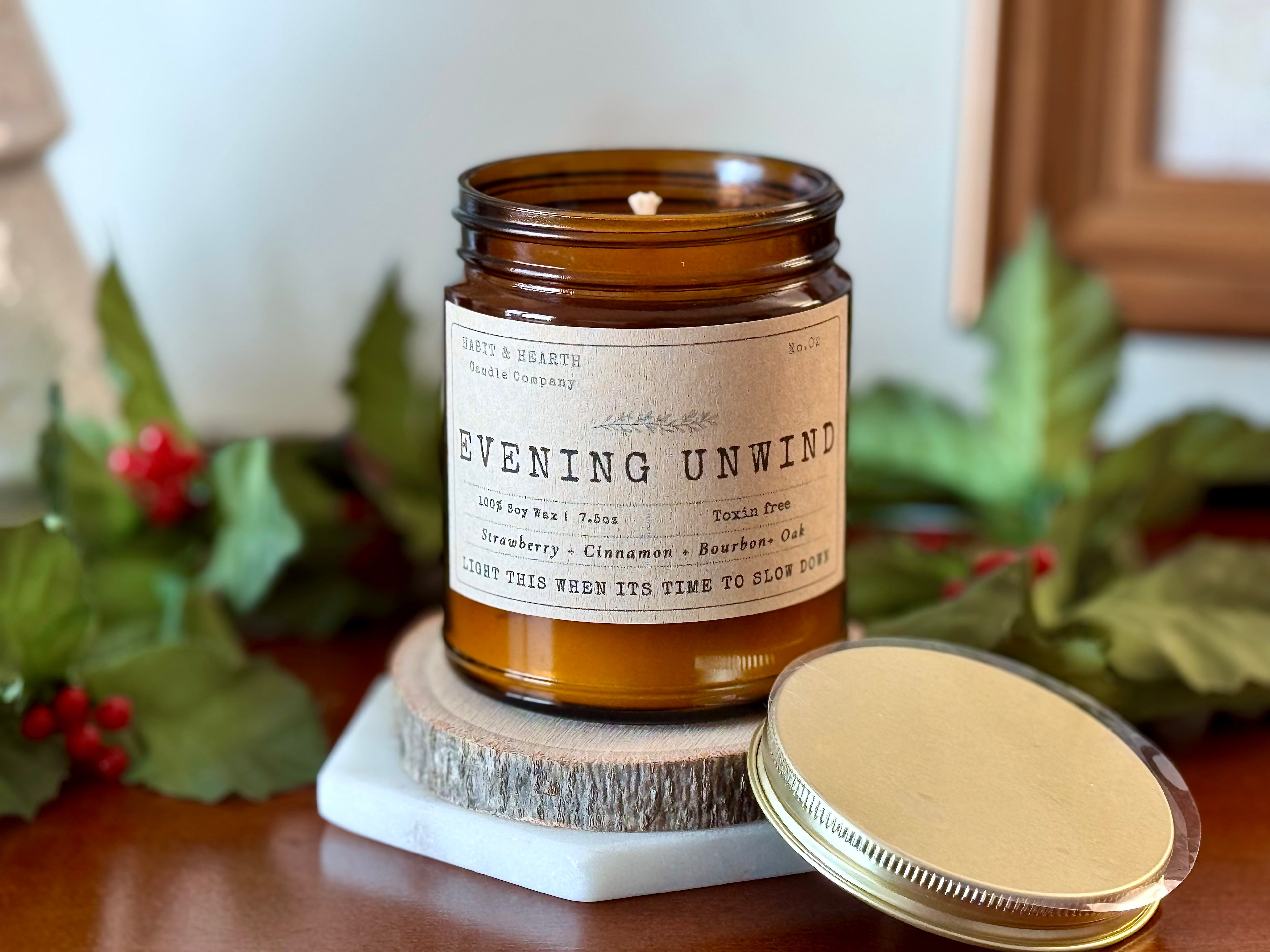 Evening Unwind (Amber Jar) - 7.5oz - Apple + Cinnamon + Bourbon + Caramel