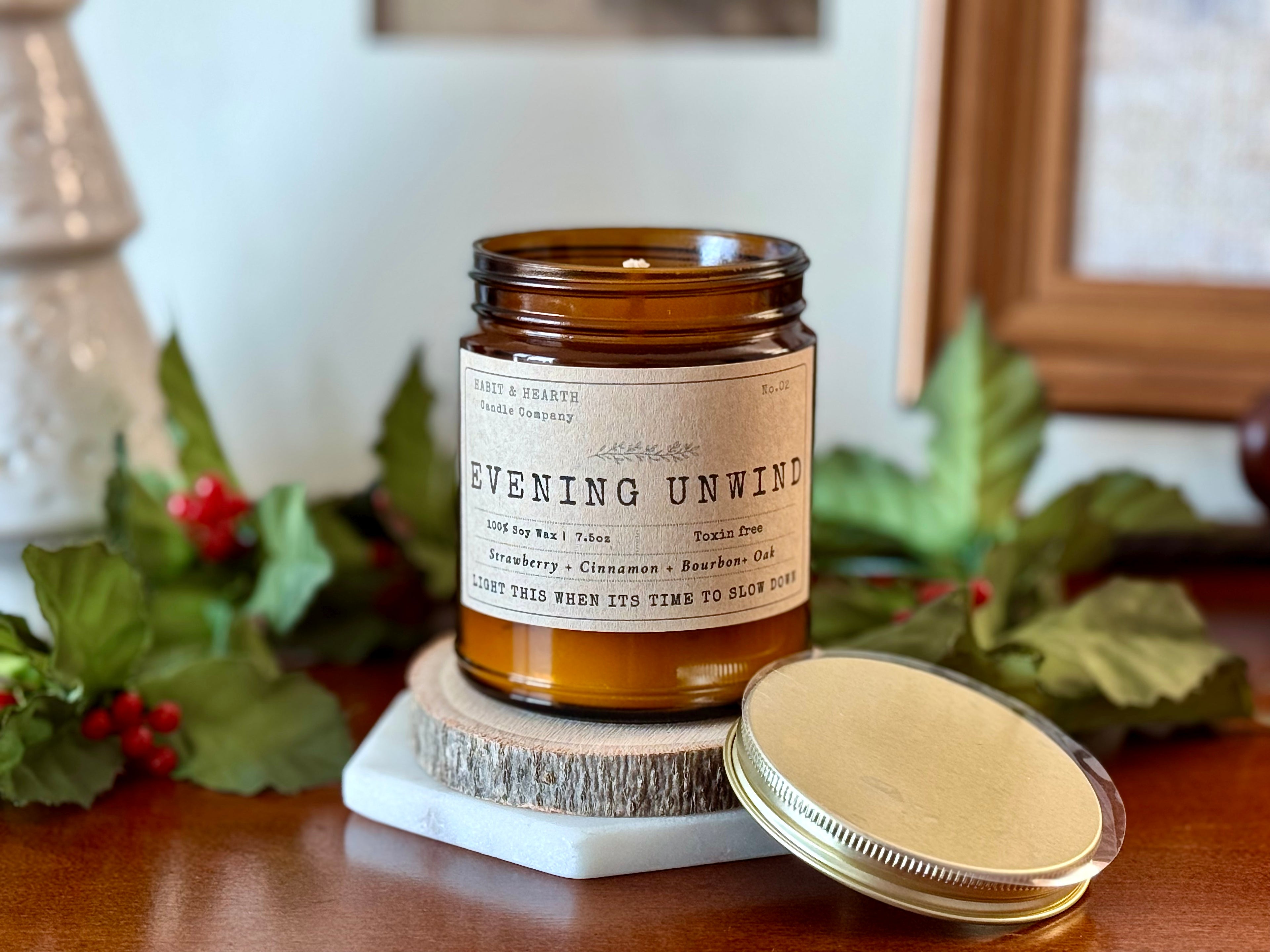 Evening Unwind (Amber Jar) - 7.5oz - Apple + Cinnamon + Bourbon + Caramel